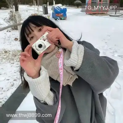董静娇